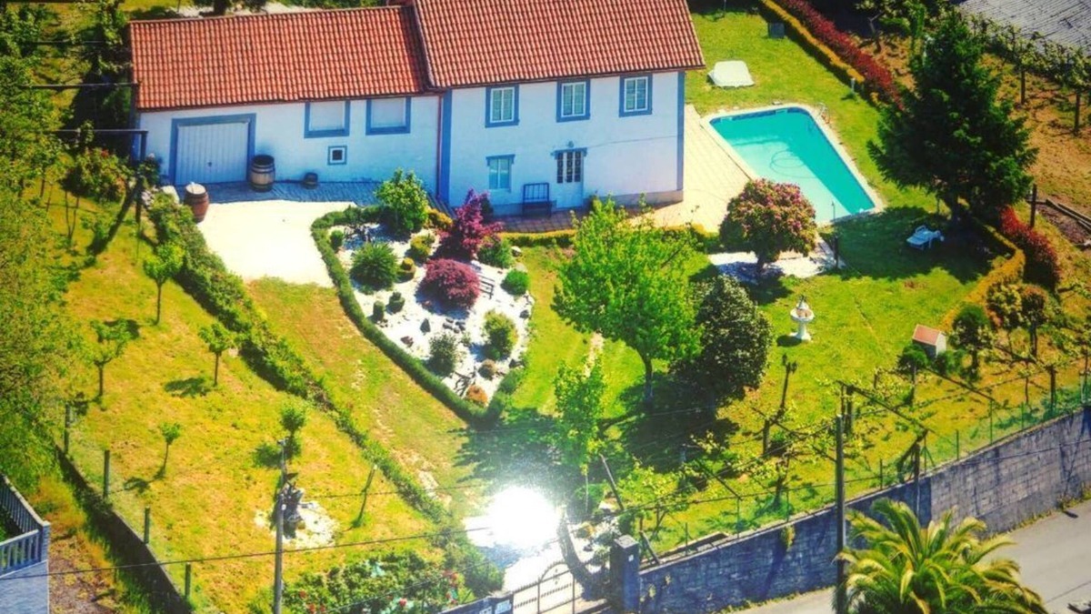 Santiago de Compostela Historic Centre House | Tarrío House with Pool. (Santiago de Compostela)