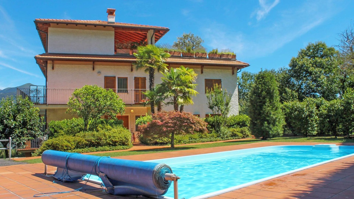 Sant'Agata Apartment | Tasteful 2 bedroom apartment in a small residence with pool