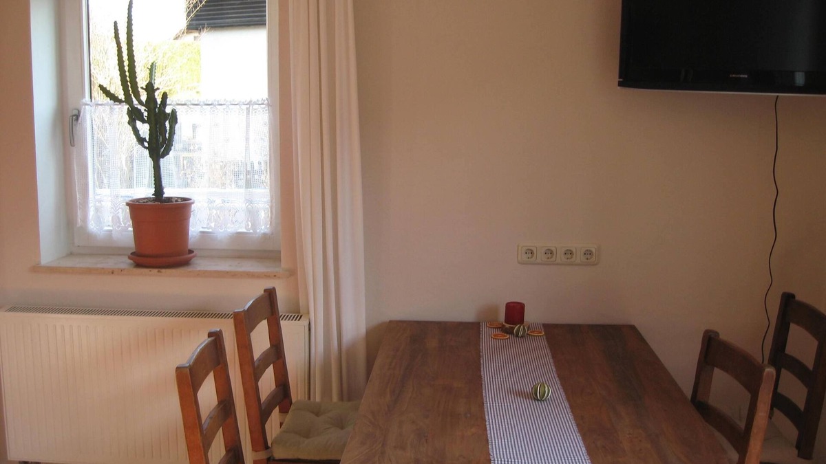 Unterzeismering Apartment | Tasteful apartment on Lake Starnberg in nature