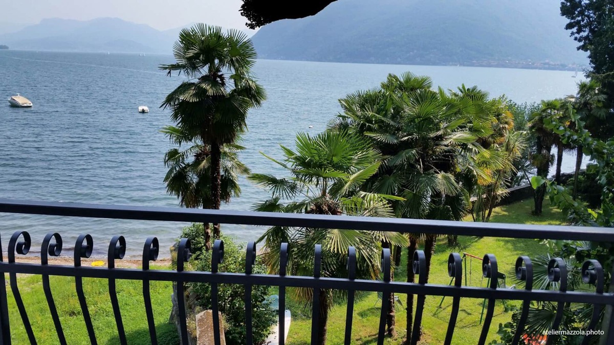 Tronzano Lago Maggiore Apartment | Tastefully furnished 2-room apartment with sea garden and beach