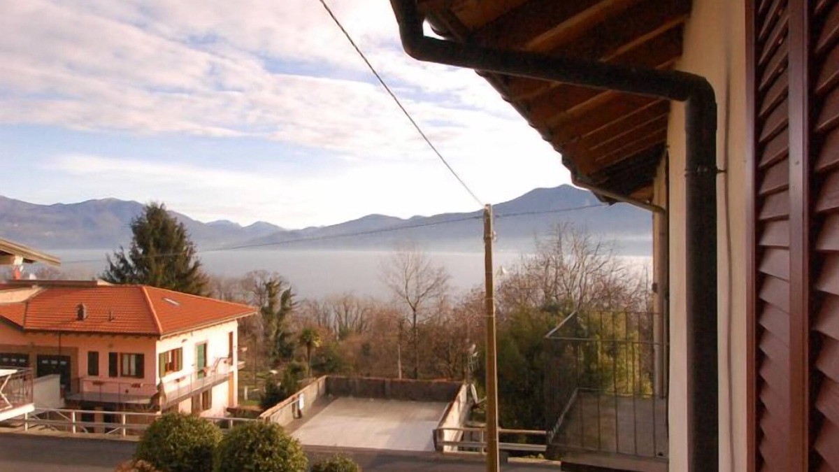 Ghiffa Apartment | Tastefully furnished 3-room apartment with spacious outdoor area
