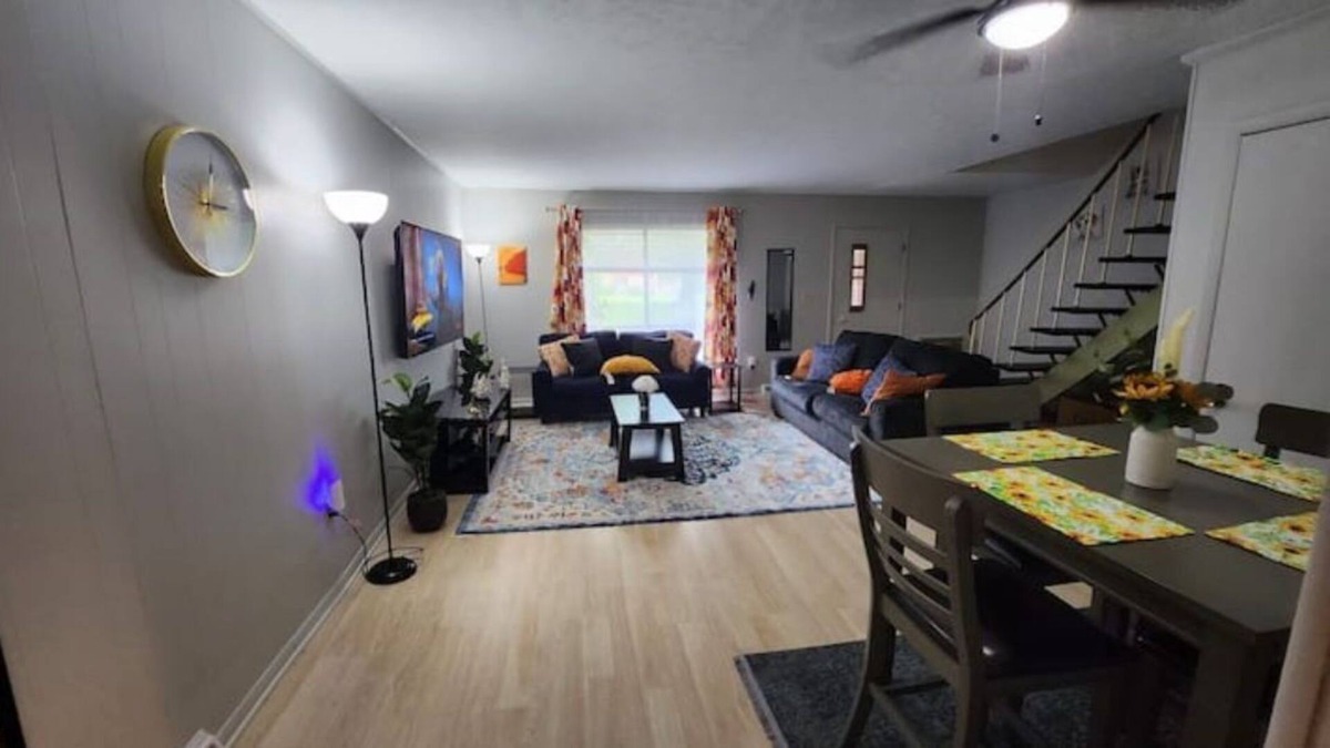 Euclid House | Tastefully Furnished 3bd @Euclid