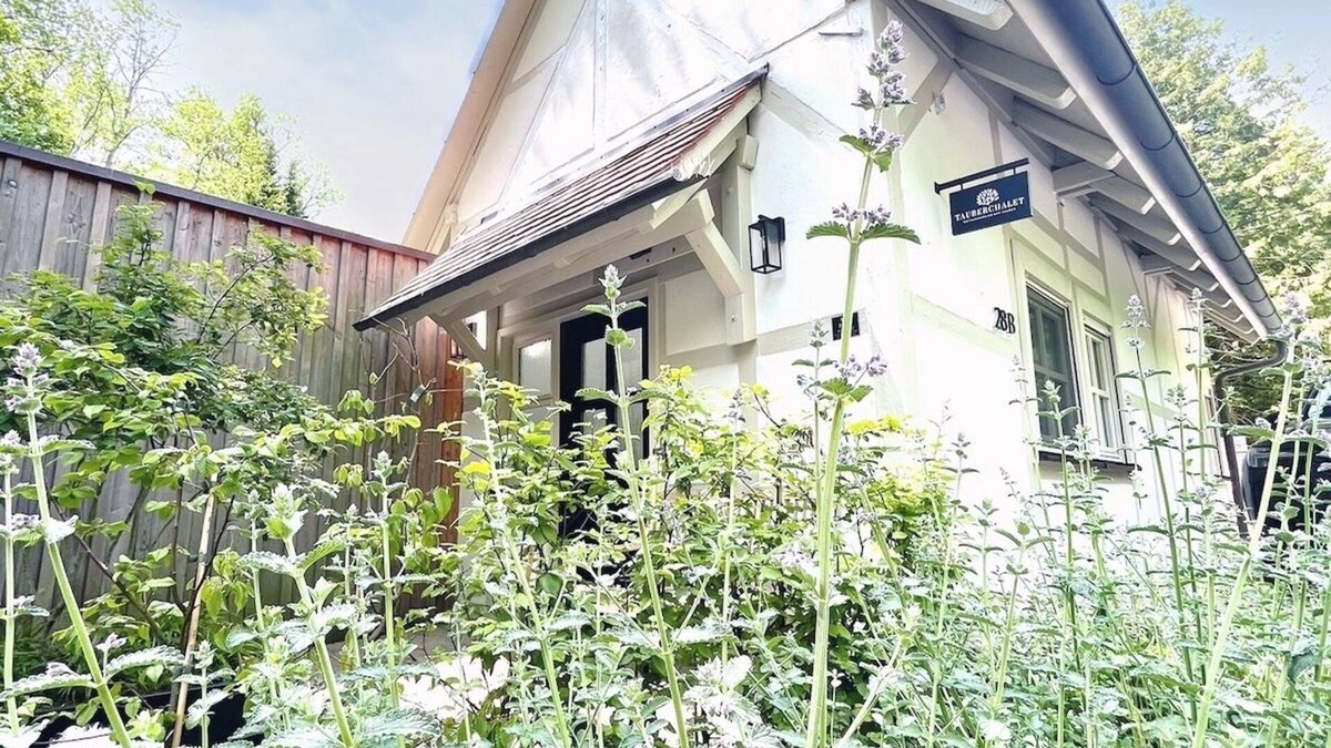 Rothenburg ob der Tauber House | TauberChalet I Boutique holiday home with private sauna, whirlpool & detox vibe
