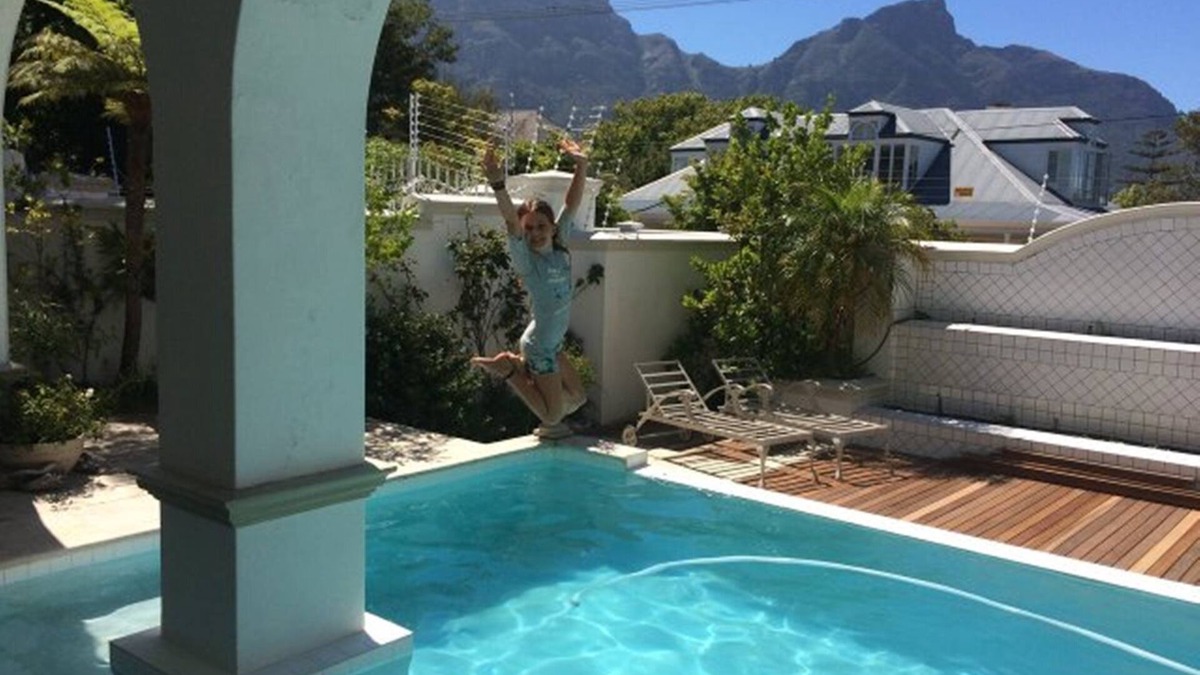 Claremont Cottage | Taurus Place is an upmarket Self-catering cottage. Home from home accommodation