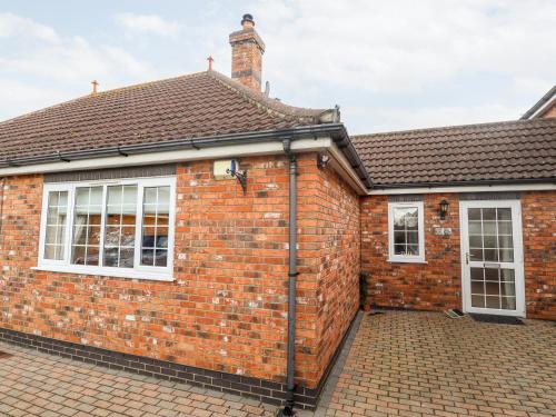 North Somercotes House | Tawny Owl Cottage