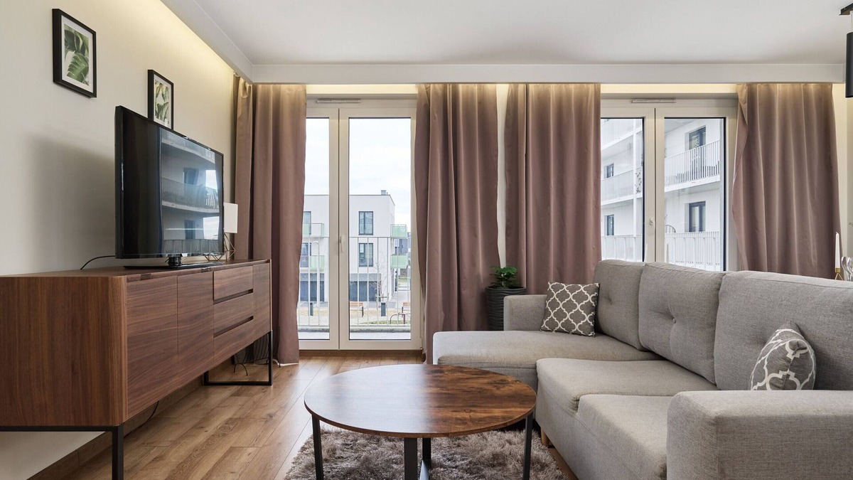 Fabryczna Apartment | Tawryczewskiego Apartments by Renters