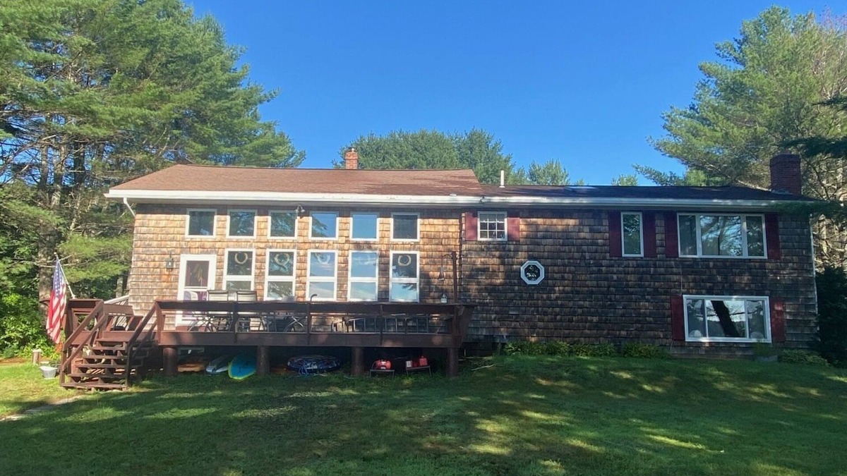 Auburn House | Taylor Pond Lake House with Private beach