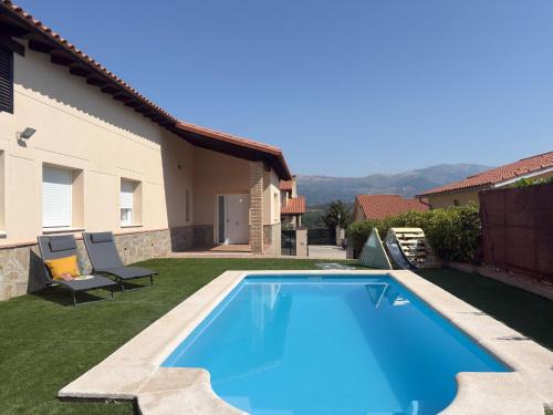 Collado Villa | TAYP OrigenHomes