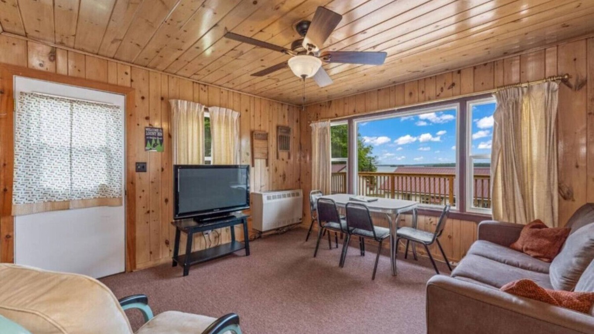 Phelps Cabin | TB5 Thunder Bay Resort Cabin5