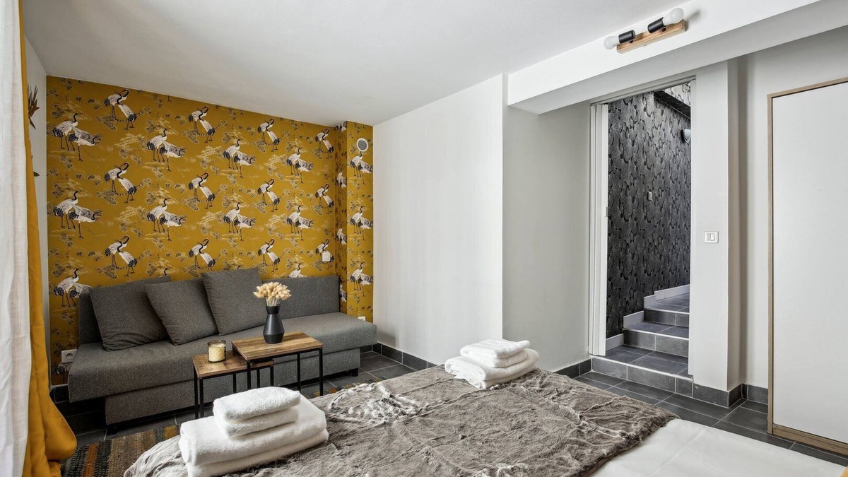 Quartier de Becon Apartment | TBS 143 - Fully-equipped studio apartment