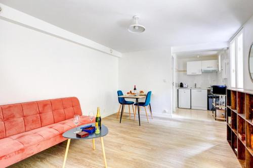 Louis Bertrand-Mirabeau-Semard Apartment | TBS 331 - Charming apartment in Ivry