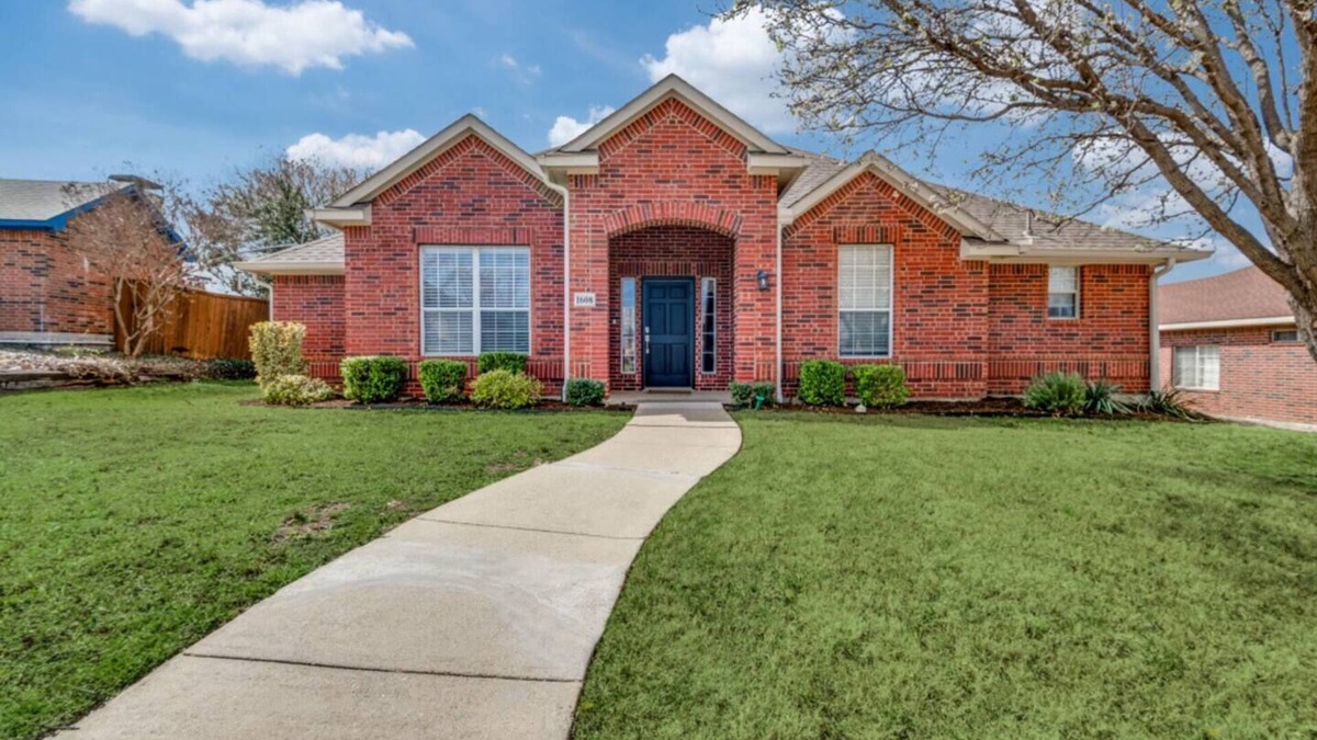 North Central Carrollton House | TCH - 3bd/2.5ba home in Carrollton with Workspace