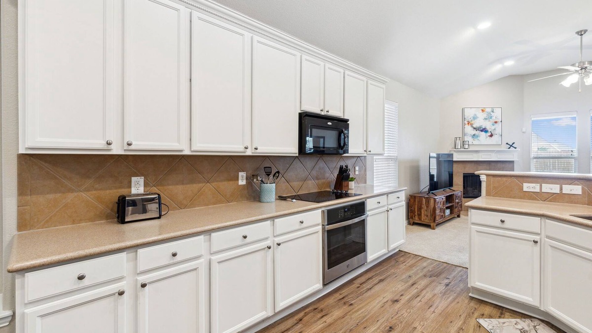 Prosper House | TCH - 4BR/2BA Home in Prosper - DC