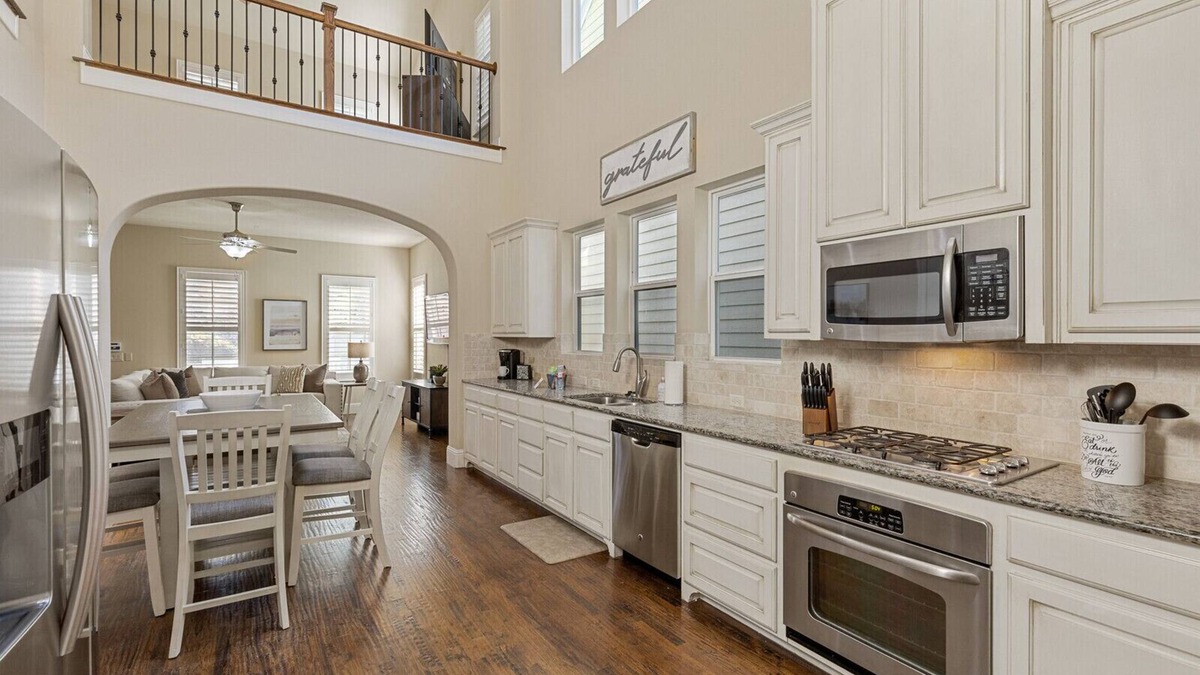 Coppell House | TCH - 4BR/3.5BA Home in Coppell - SC