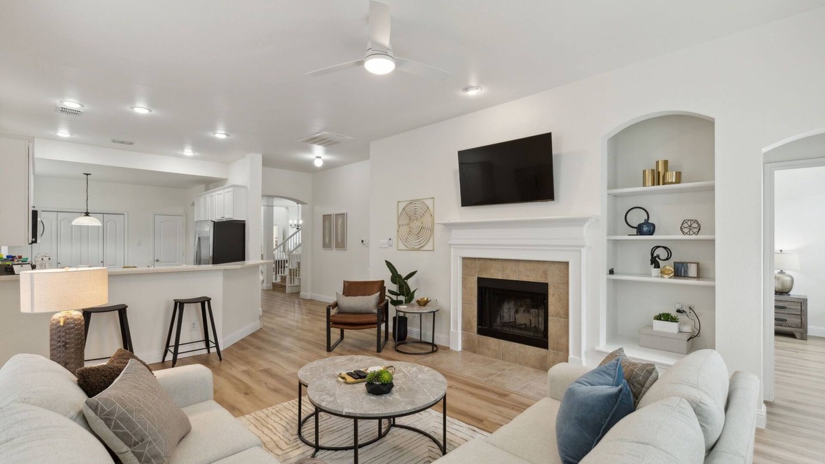 Lantana House | TCH - 5BR/2.5BA Home in Lantana - T3