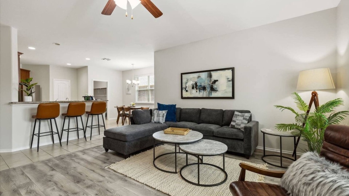 Melissa House | TCH - Spacious 4bd/3ba home in Melissa w/Workspace