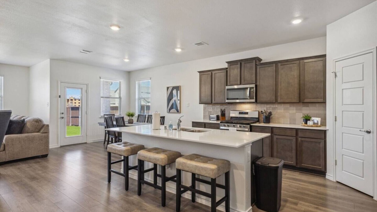 Weston House | TCH - Spacious 5bd/3ba home in Celina w/Workspace
