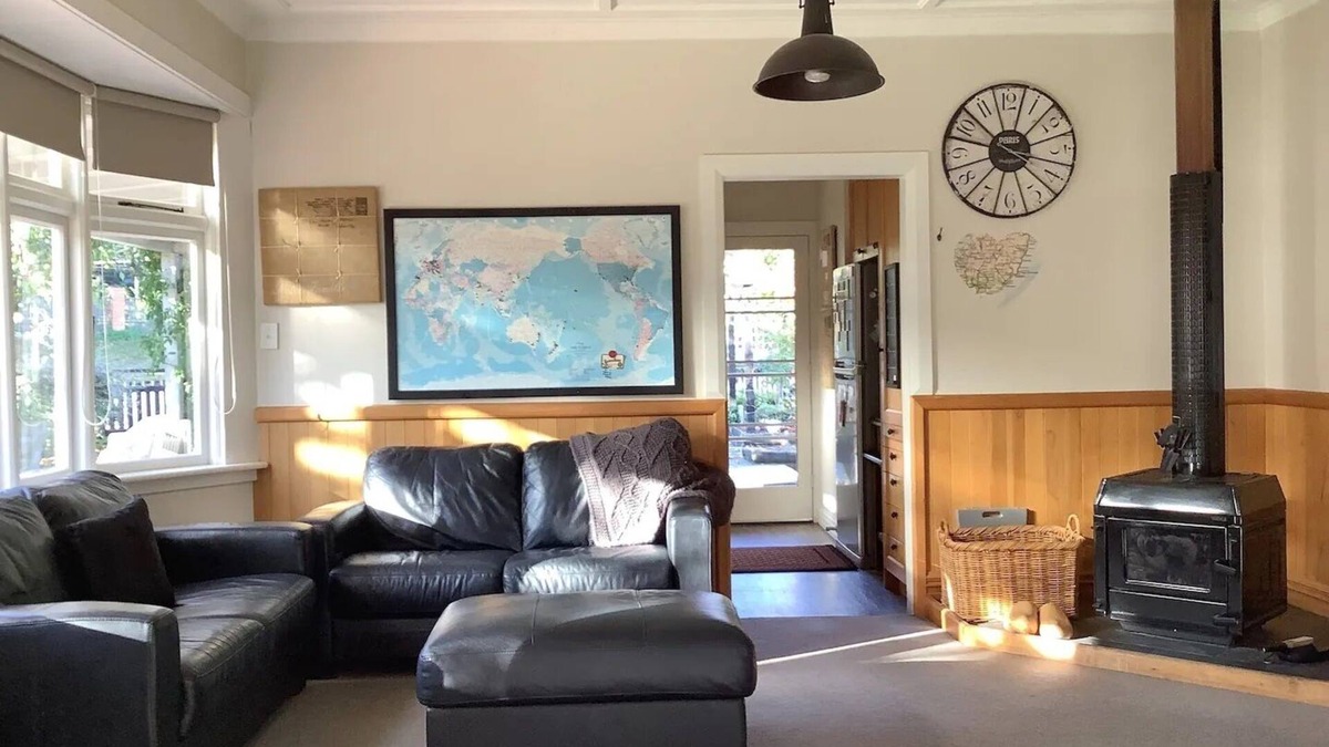 Clyde House | Te Koki - A block from historic Clyde