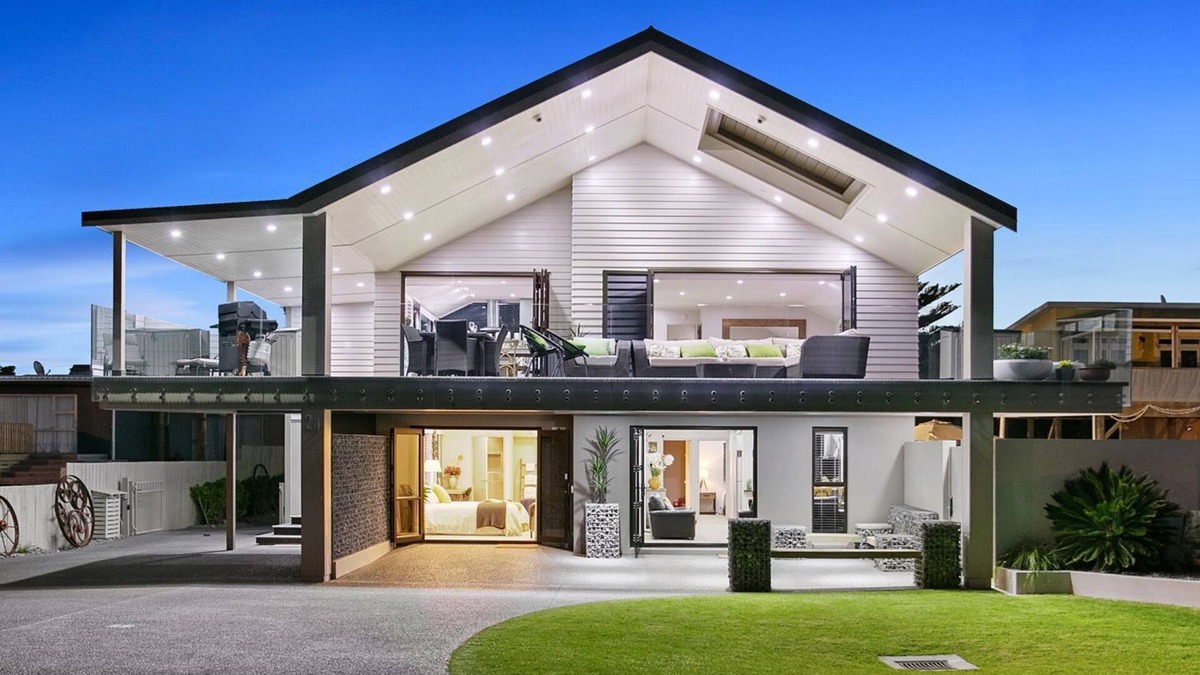 Waihi Beach Apartment | Te Mahana Apartment - pool, spa, beachfront