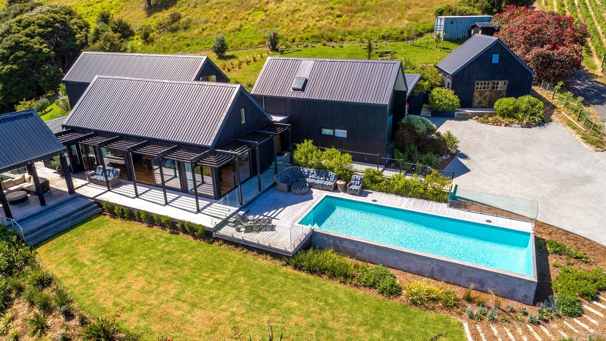 Omiha House | Te Whau Retreat - Stay Waiheke