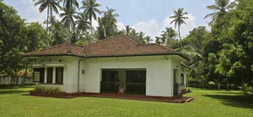 Dompe House | Tea Taster's House