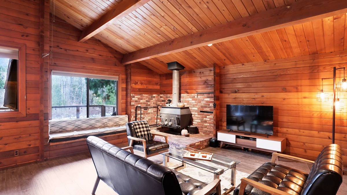 Gold Bar Cabin | Teague's Cabin on the River