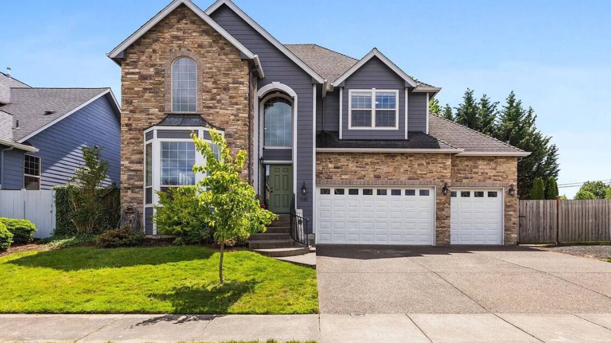 Albany House | Teak and Jordan Estates- Sleeps 24!