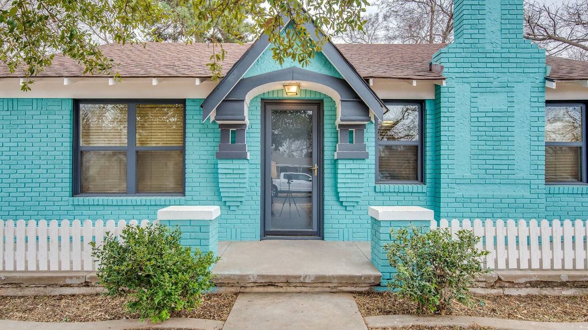 Tech Terrace House | Tech Terrace Cottage-Just 3 Blocks from TTU!