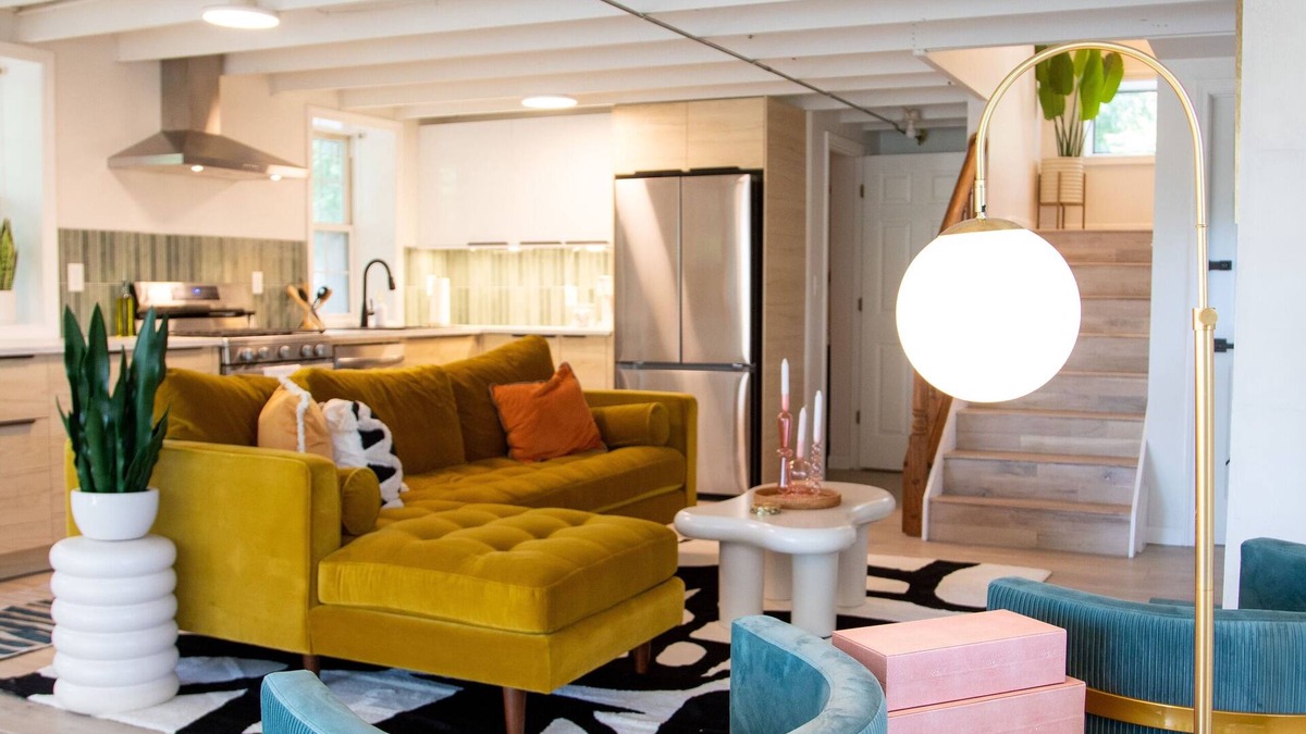 Shelby House | Technicolor River Retreat - Private get-away an hour outside of Chicago!