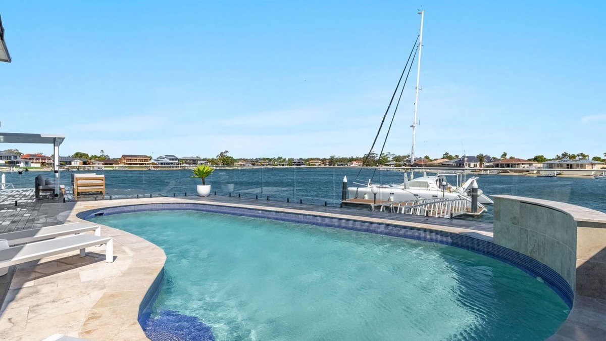 Yamba House | Tecoma 3 | Ultimate Waterfront