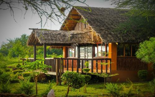 Kimana Hotel | Teen Ranch Kenya