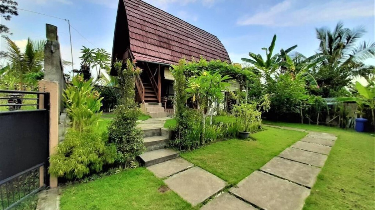 Banjarangkan House | Telagamas Guest House