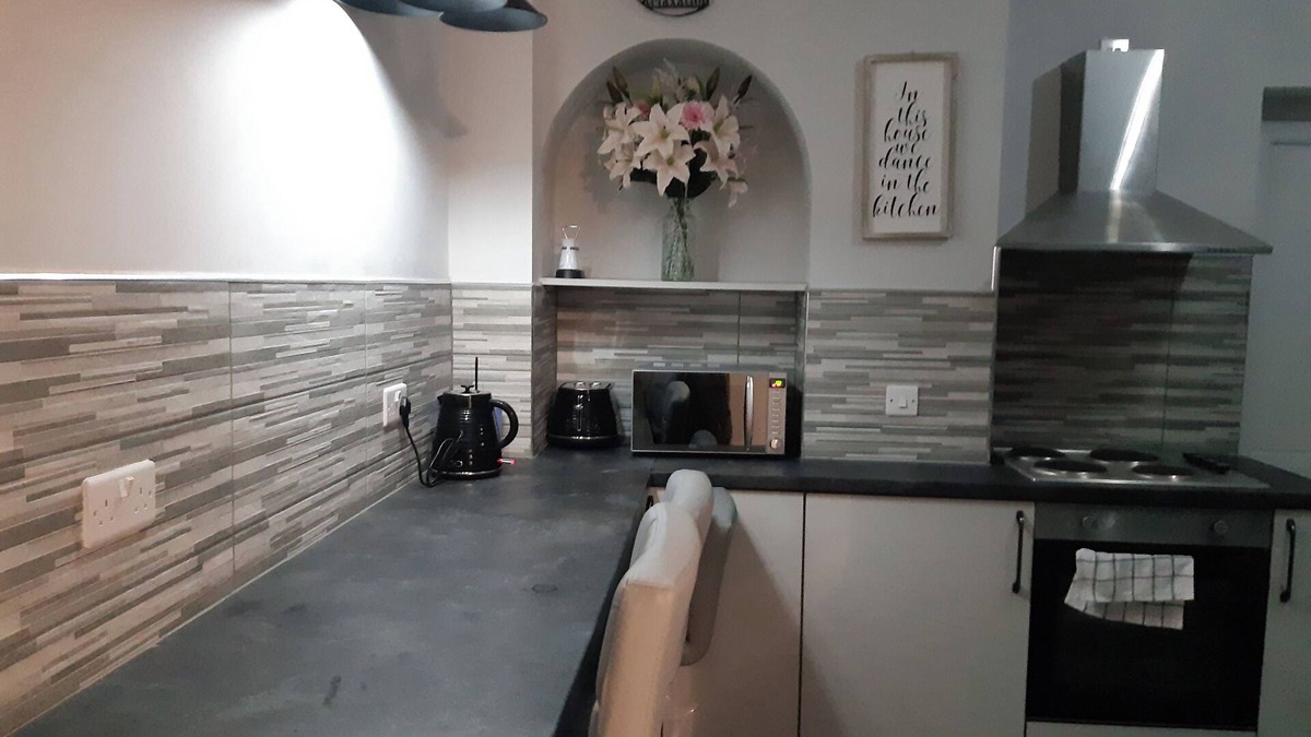 Telford Apartment | Telford - Apartment - Sleeps 5 - Flat 4