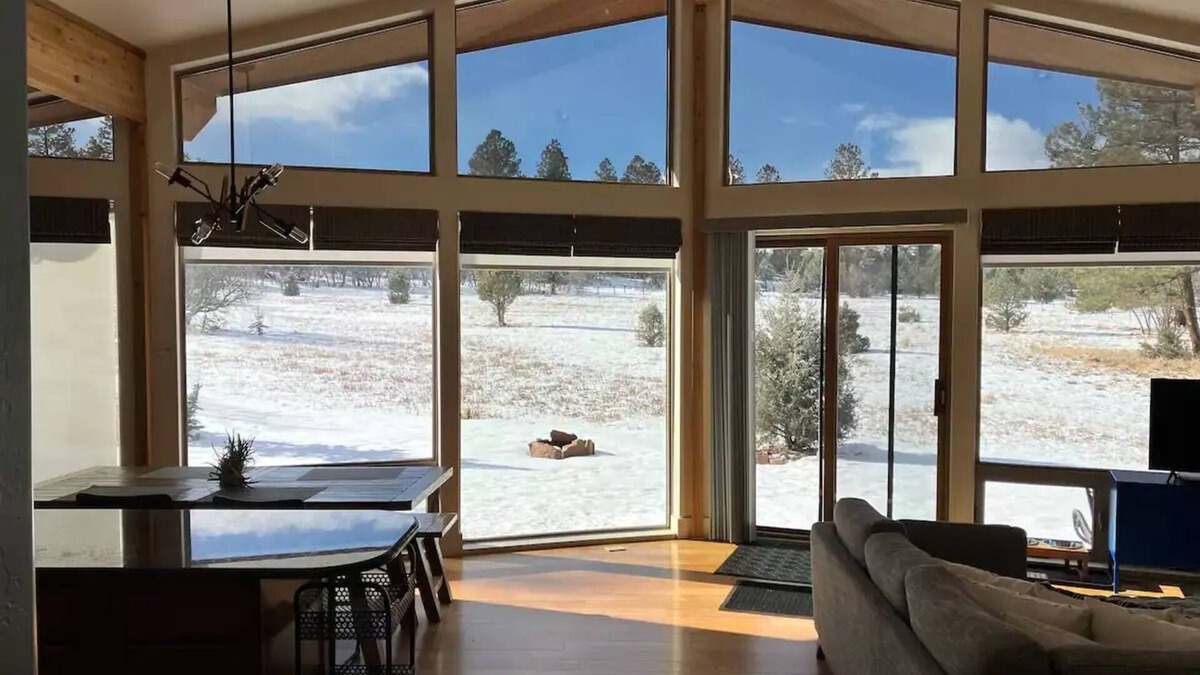 Loghill Village House | Telluride Daytrips + Ouray & Ridgway Hotsprings