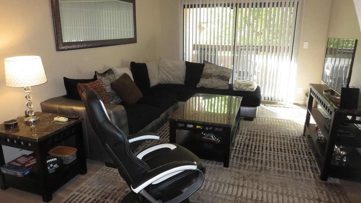 Tempe Condo | Tempe Arizona State University ASU 960 Sq Ft Executive Condo