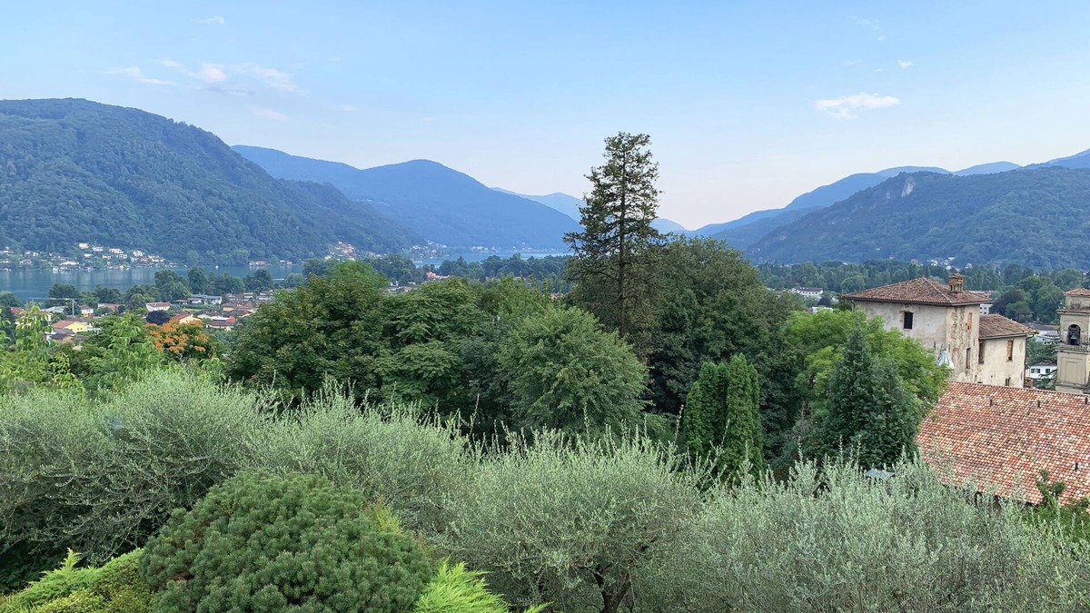 Magliaso Apartment | Temporary Home with lake view, relaxation in the Ticino sun.