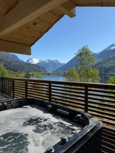 Stryn House | Tenna 48
