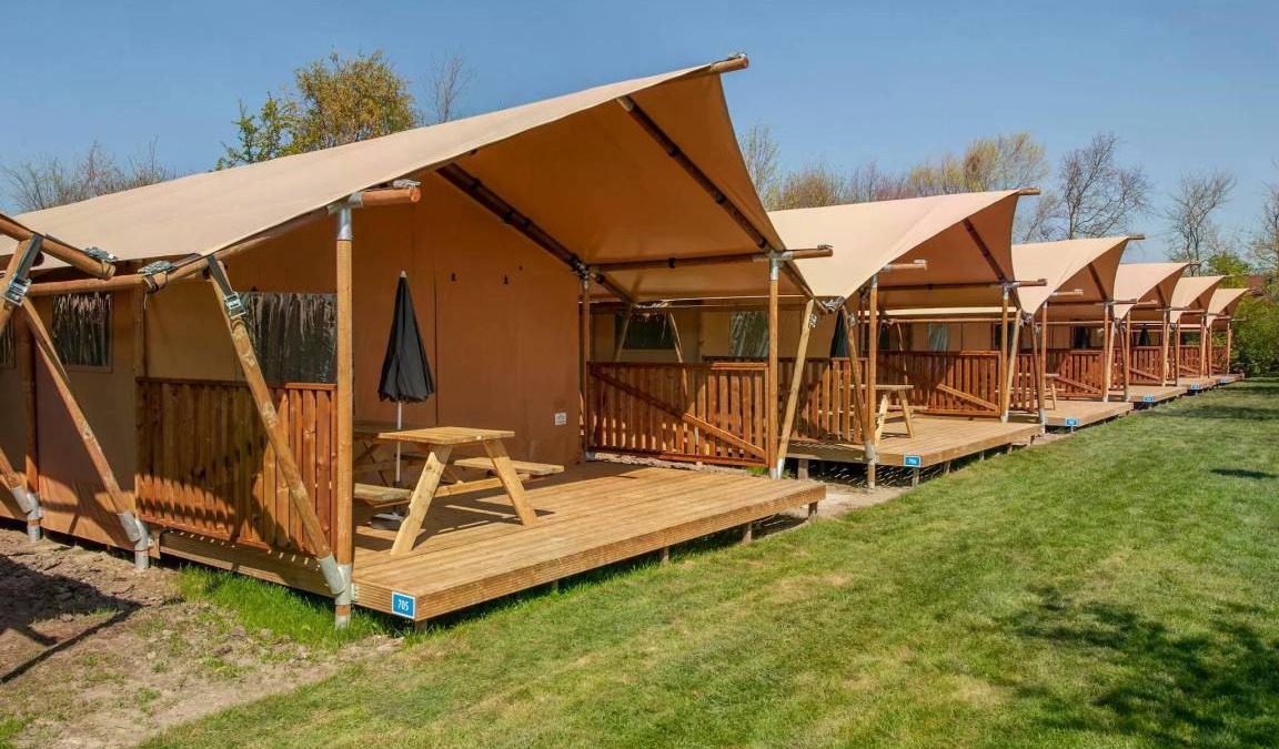 Borger Other | Tent ∙ 3 bedrooms ∙ 6 guests