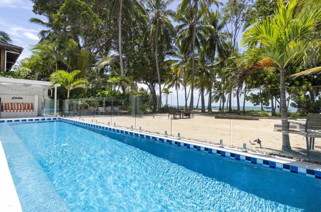 Oak Beach House | Tenterfield Beachfront Luxury 4 Bedroom Holiday Home