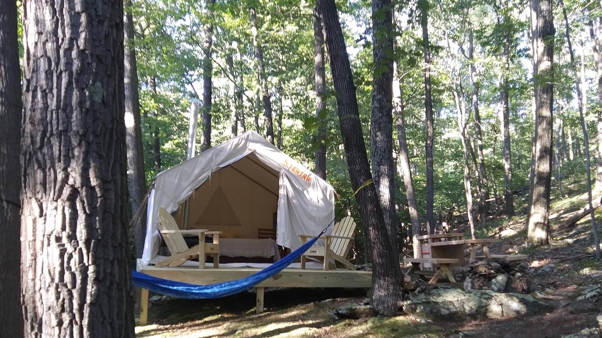Fairfield RV Rental | Tentrr Signature Site - Mountain Hideaway