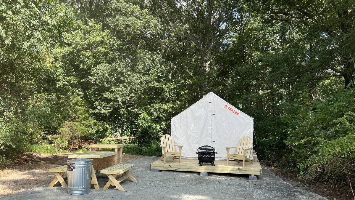 Unionville RV Rental | Tentrr Signature Site - Verdiersville Tavern- The Camp at Dearsville