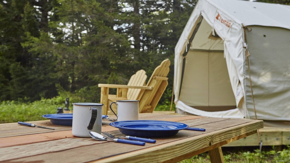 Salem RV Rental | Tentrr Signature Site - Bargate Trail Tent at Sky Parlor Farm