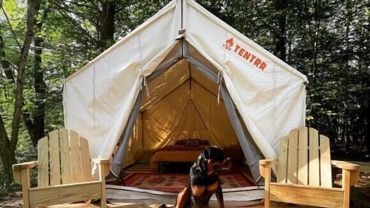 East Baldwin RV Rental | Tentrr Signature Site - Horseshoe River : Brookside