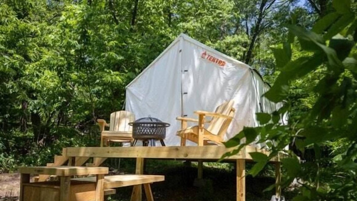 Thurston County RV Rental | Tentrr Signature Site - Hackberry Campsite 2
