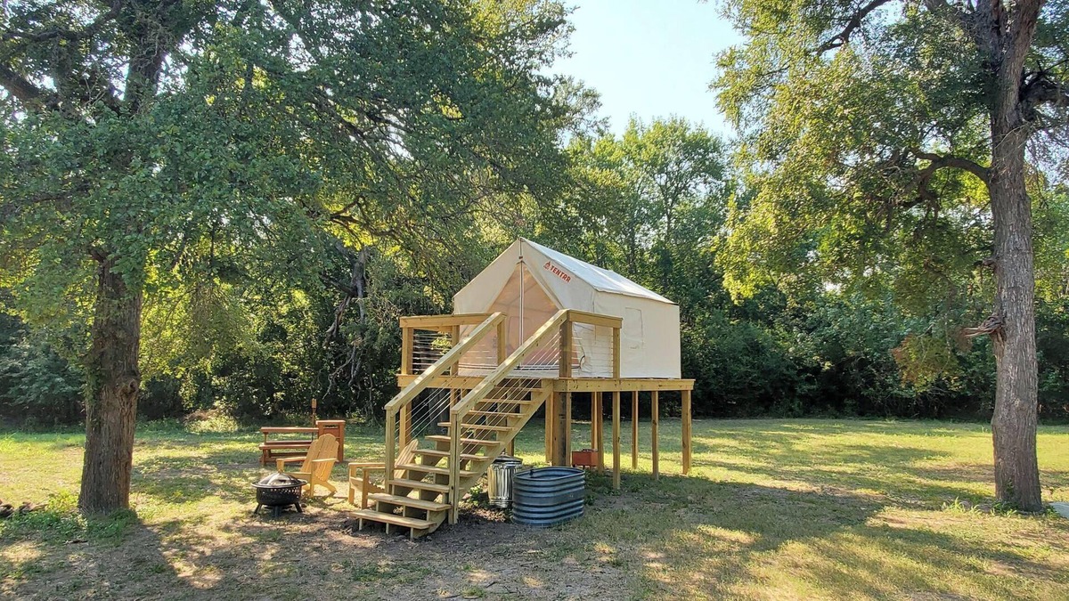 Bell County RV Rental | Tentrr Signature Site - Paradise Cove