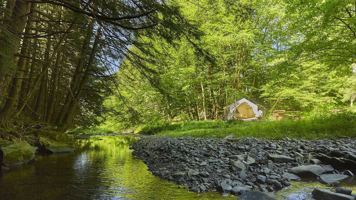 Hancock RV Rental | Tentrr Signature Site - Sands Creek Camp