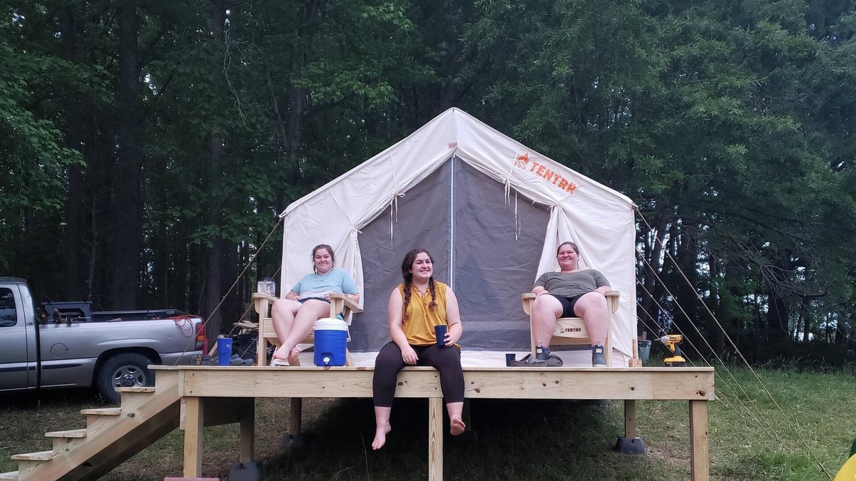 Beaverdam RV Rental | Tentrr Signature Site - Sunset on the Pond at All Good Acres