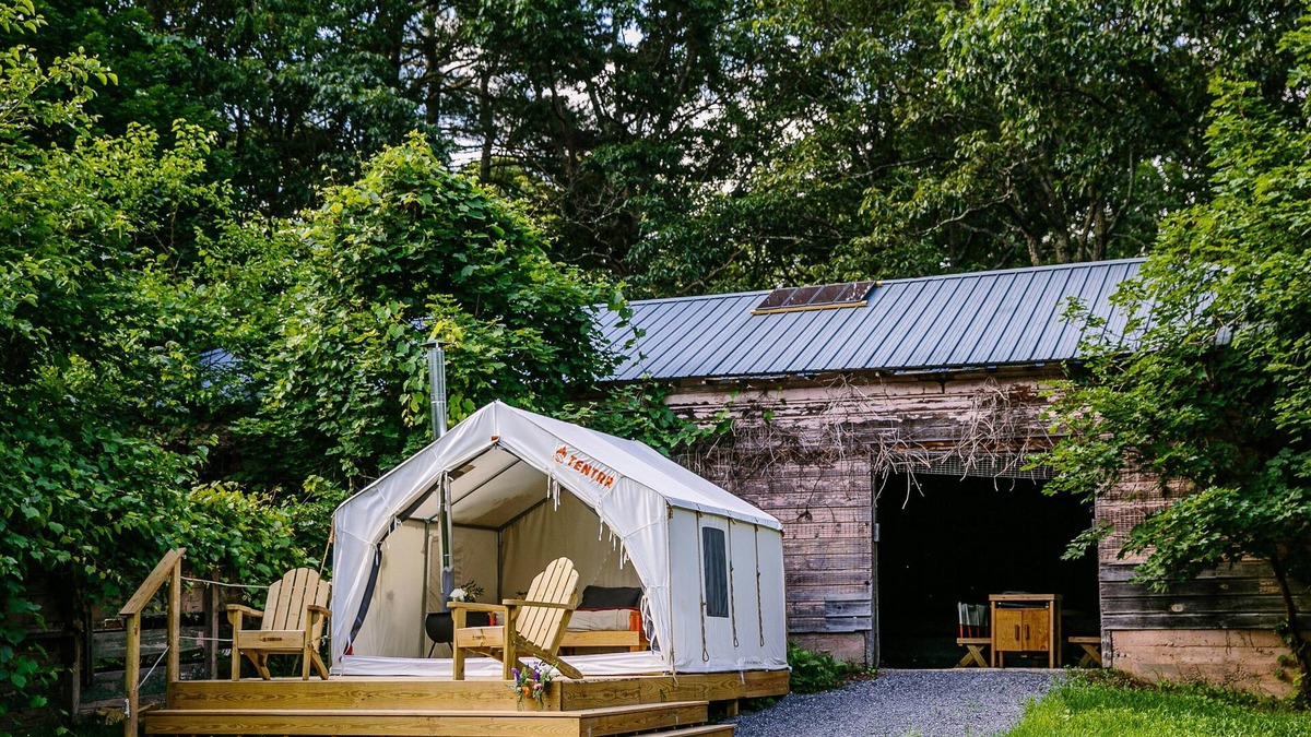 Catskill RV Rental | Tentrr Signature Site - The Old Catskill Game Farm Abandoned Zoo: Fido's Viney