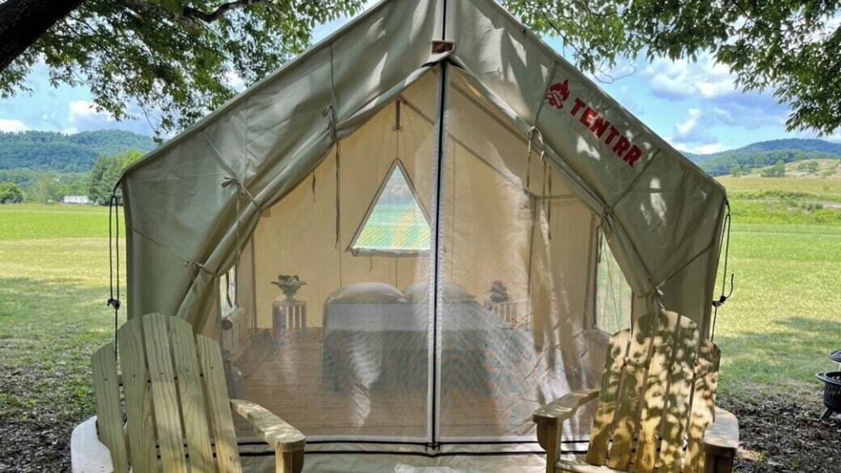 Pence Springs RV Rental | Tentrr Signature Site - Skyhawk