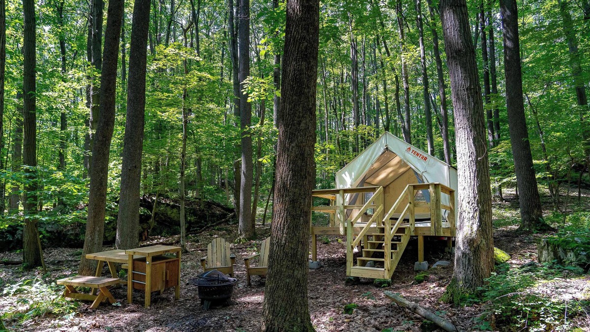 Gans RV Rental | Tentrr State Park Site - WV Coopers Rock State Park - Site C - Single Camp
